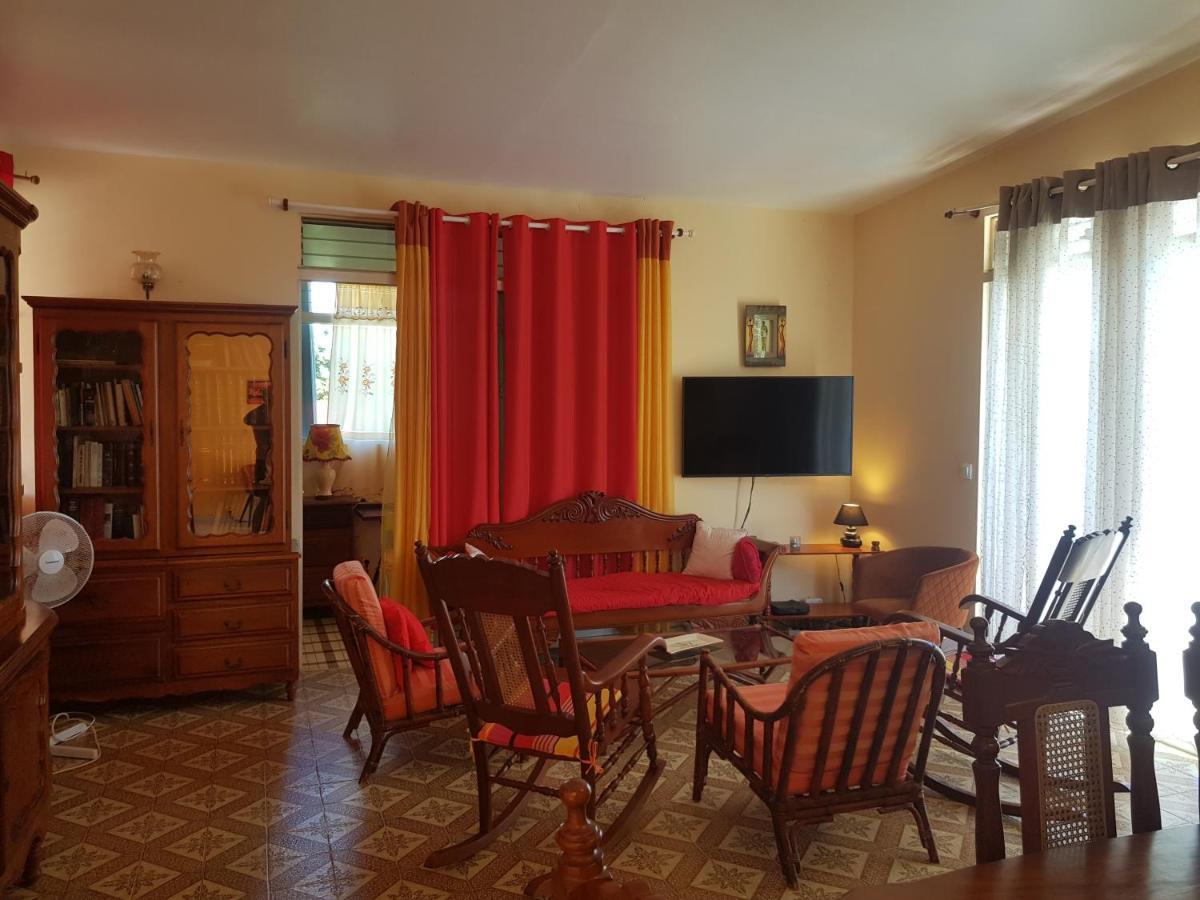 La Maison Aux Orchidees Petit-Bourg Eksteriør bilde